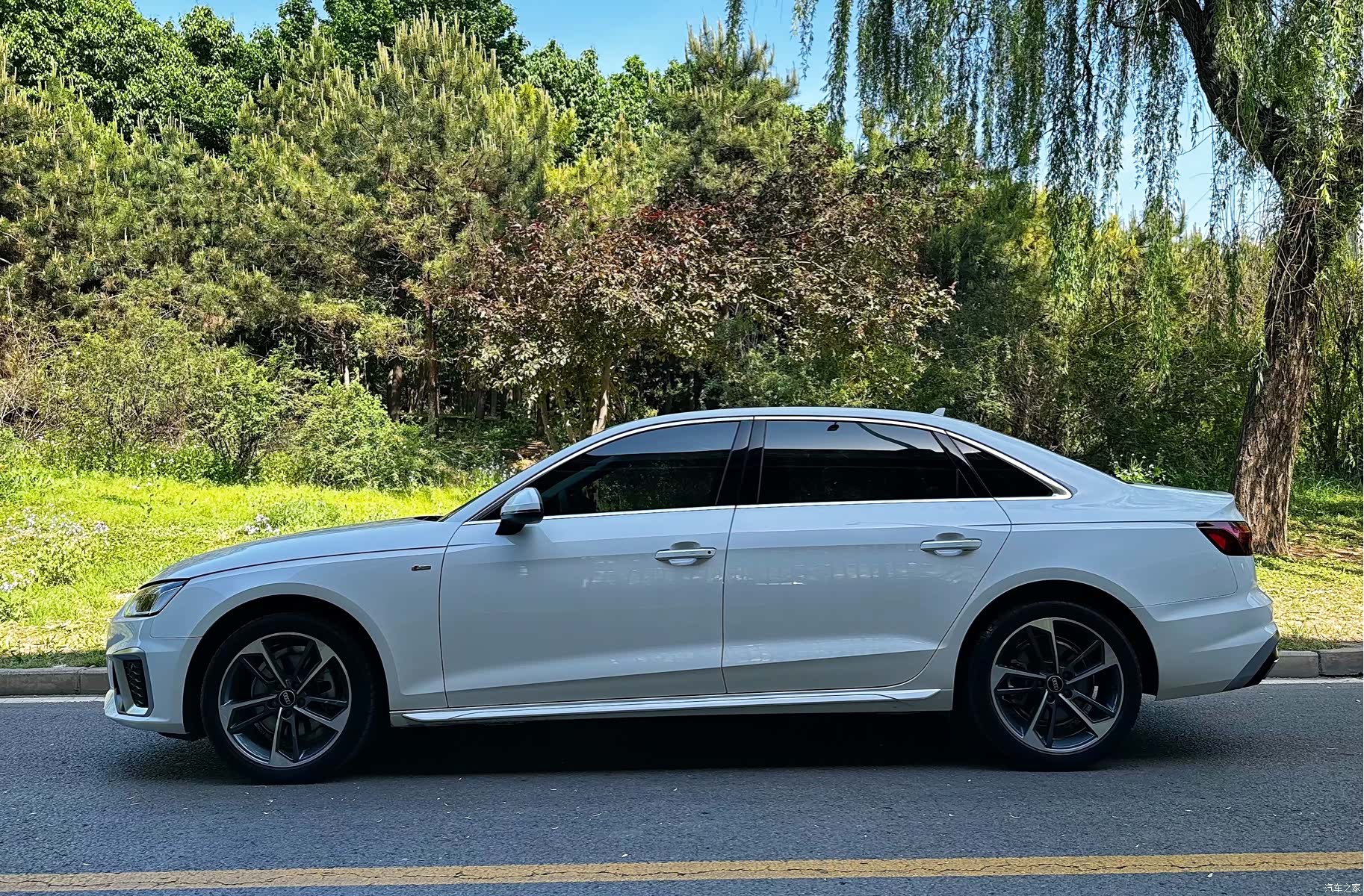 Audi A4L, 2023 3