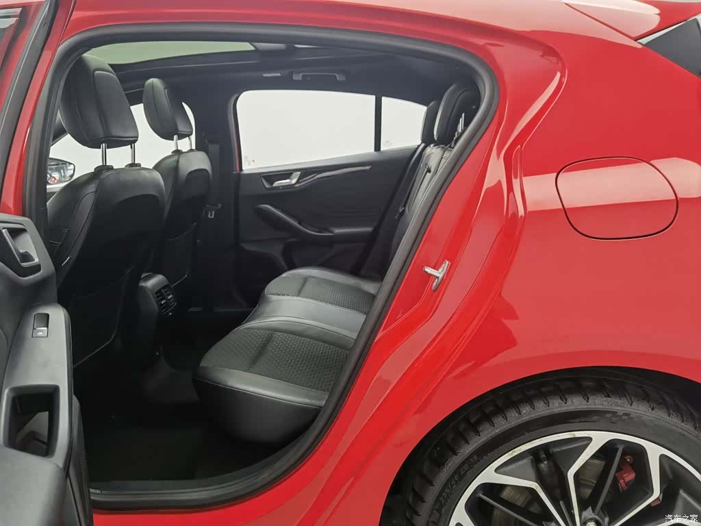 Ford Focus, 2020 15