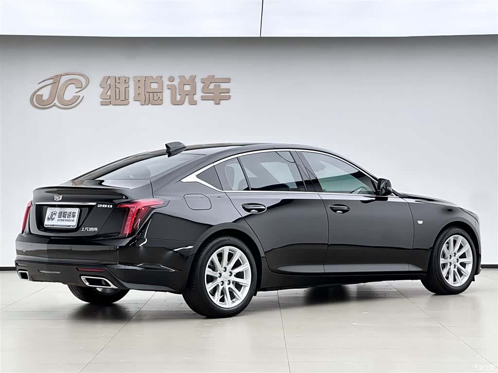 Cadillac CT5, 2024 все фото