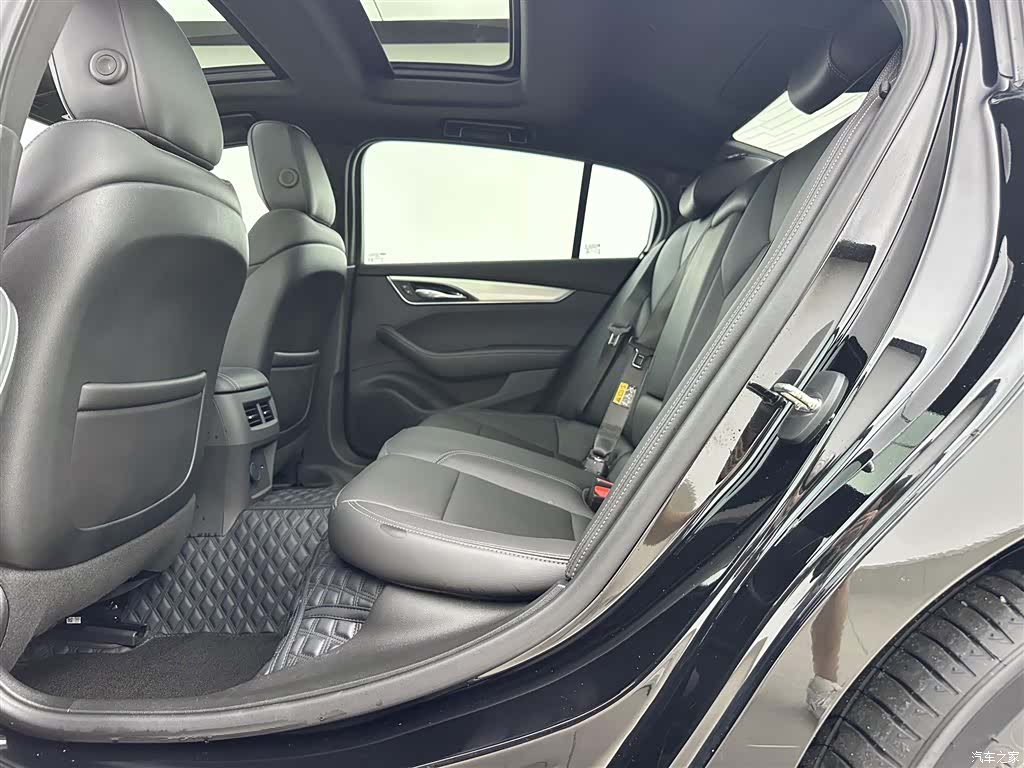 Cadillac CT5, 2024 7