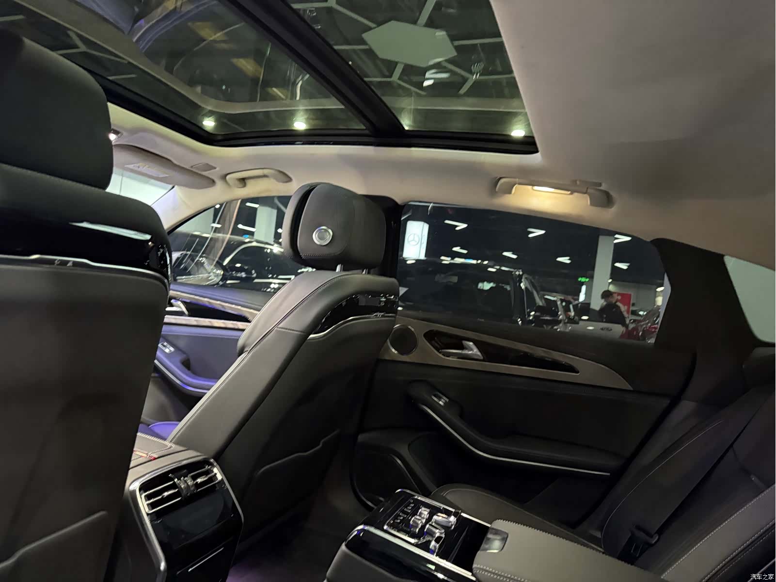 Hongqi H9, 2020 6