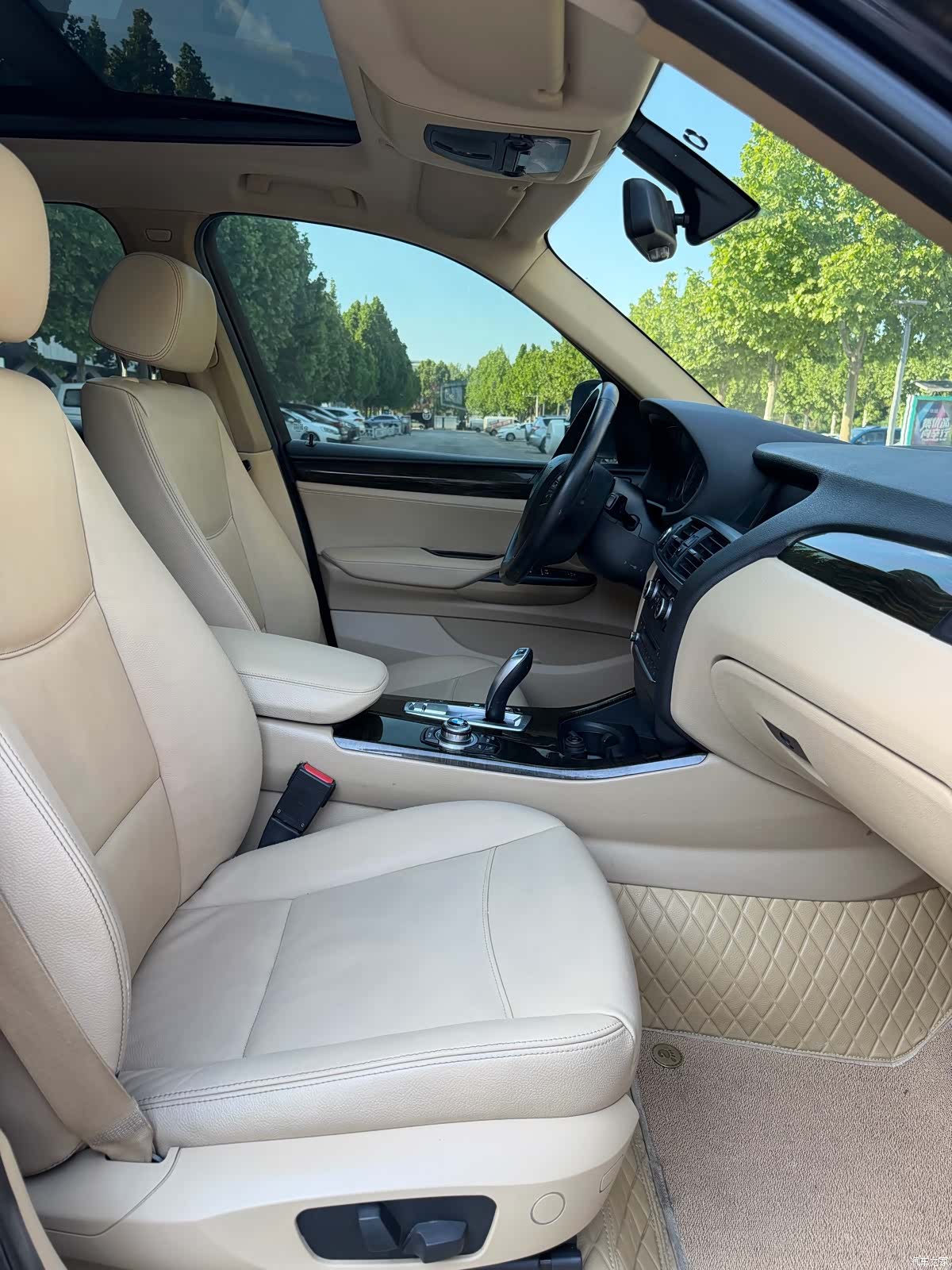 BMW X3, 2012 10