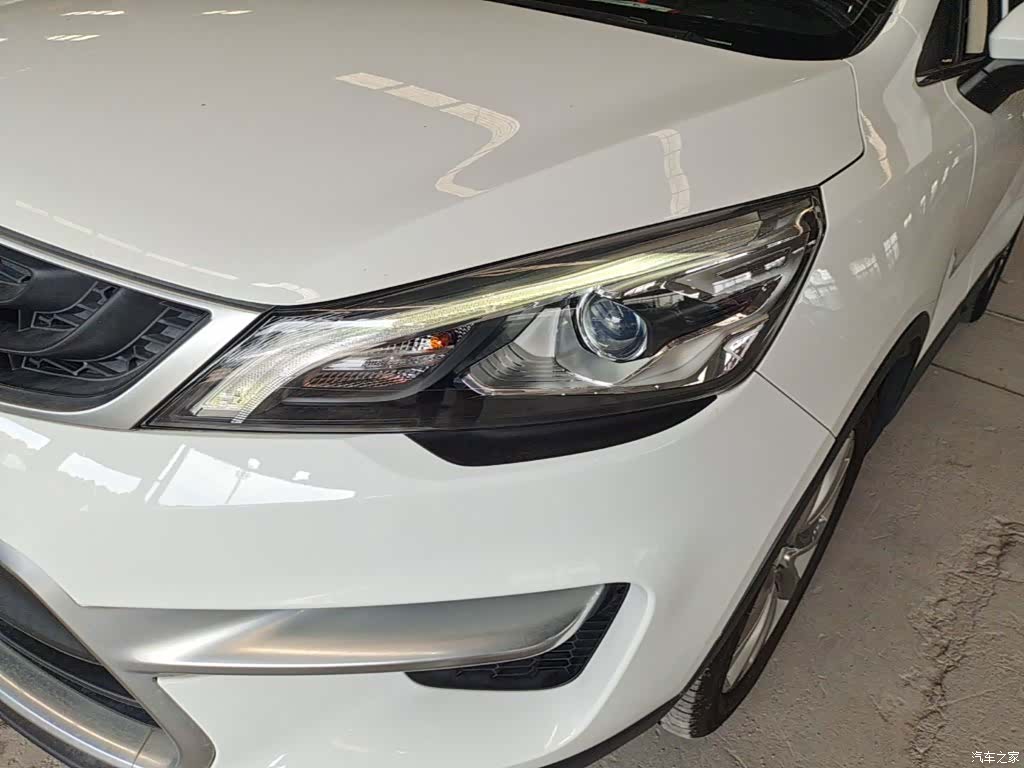 Geely Emgrand, 2018 24
