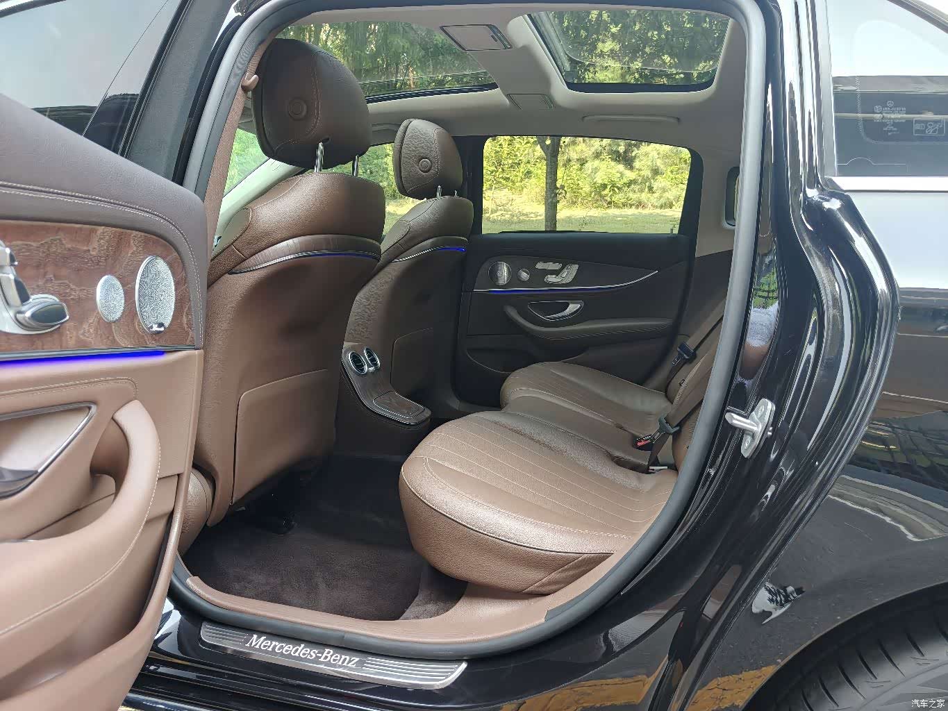 Mercedes-Benz E-Class, 2020 12