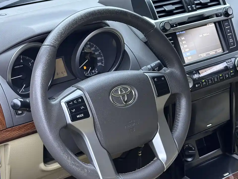 Toyota Prado