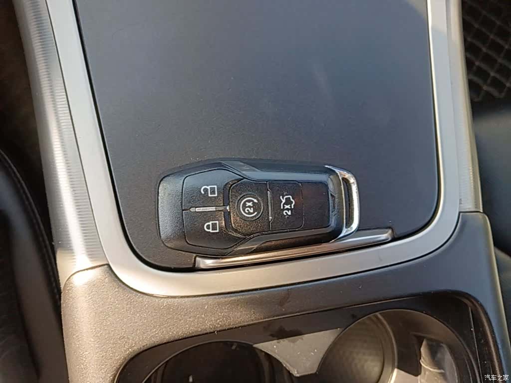 Lincoln MKX, 2016 17