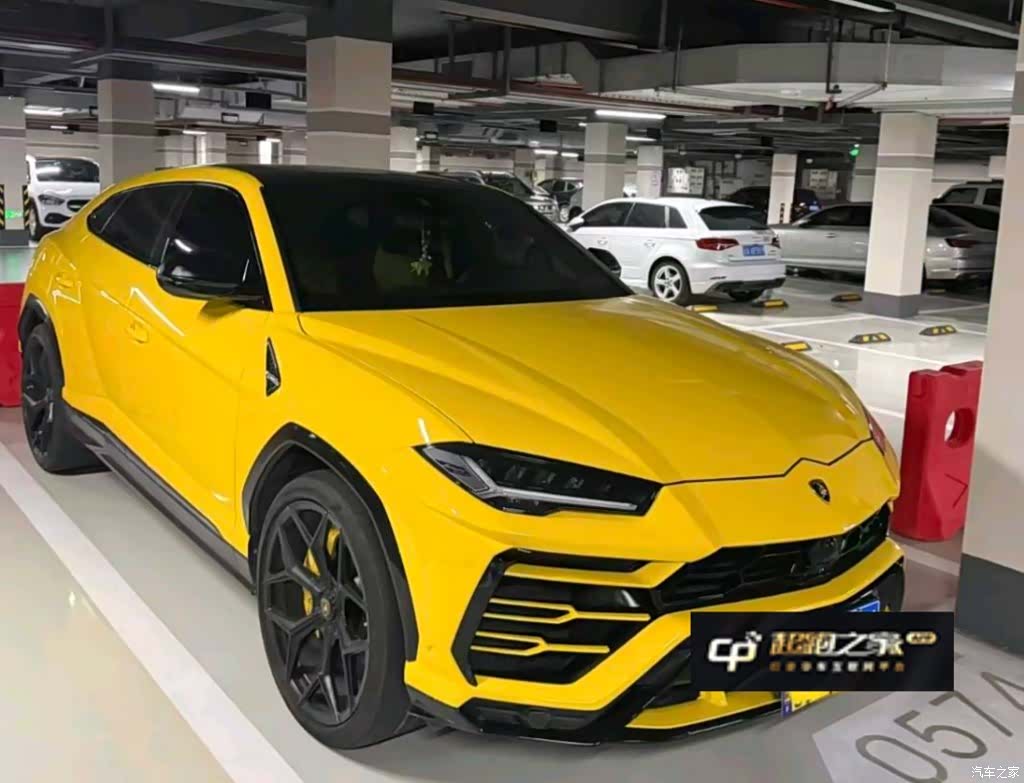Lamborghini Urus, 2019 2