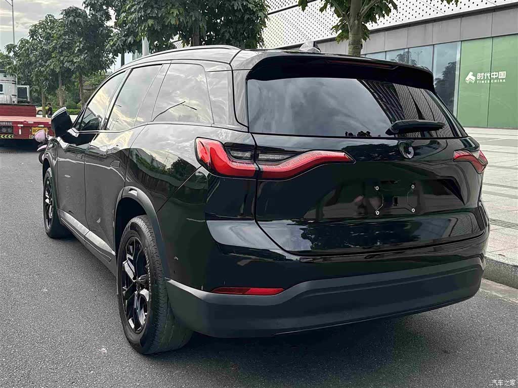 NIO ES8, 2019 9