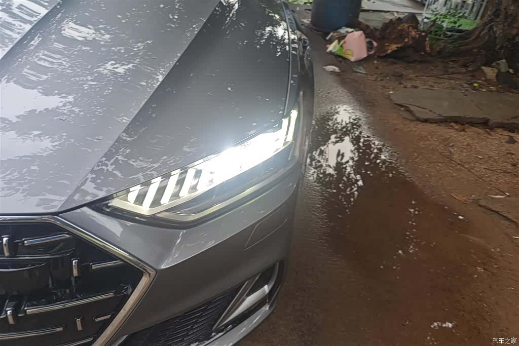 Audi A7L, 2023 4