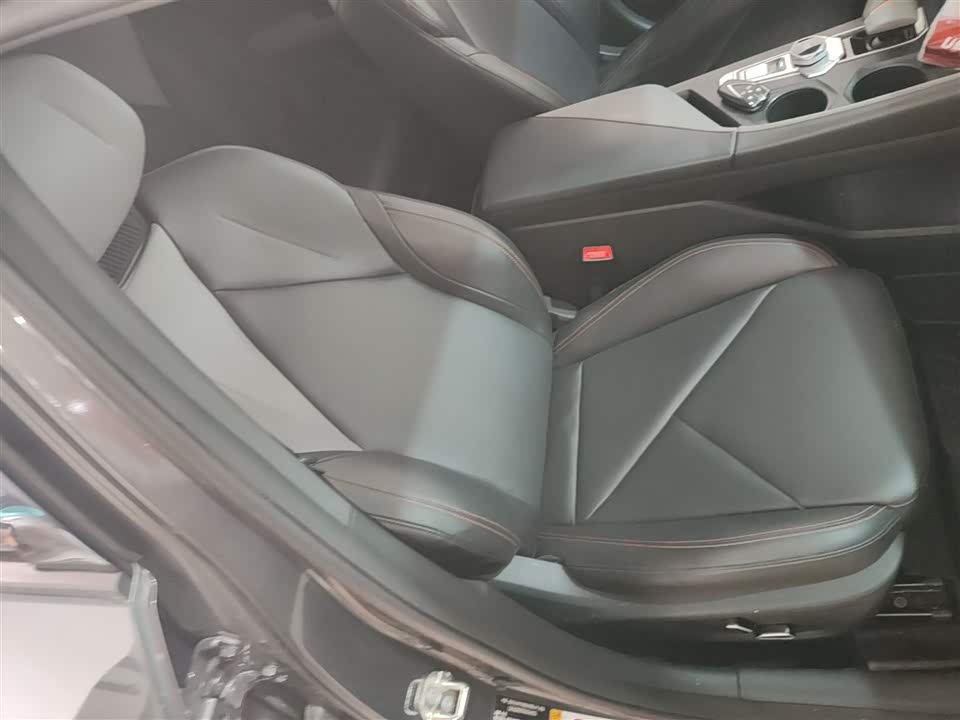 Changan UNI-V Changan UNI-V