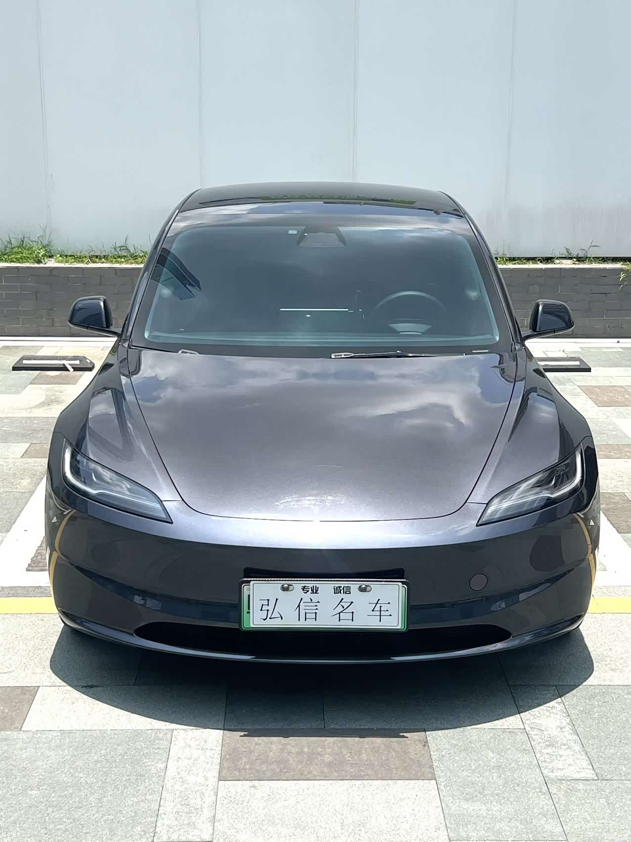 Tesla Model 3, 2024 12
