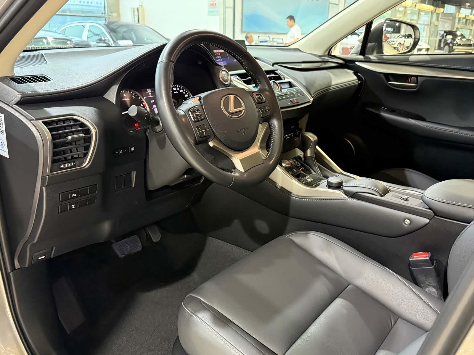 Lexus NX, 2017 7