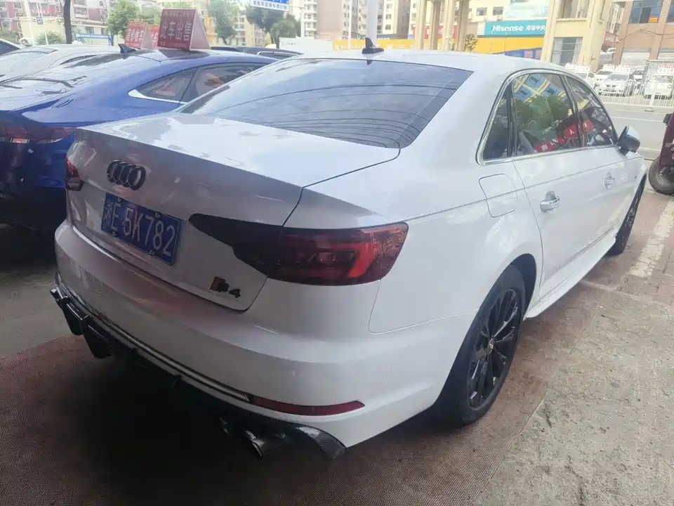 Audi A4L