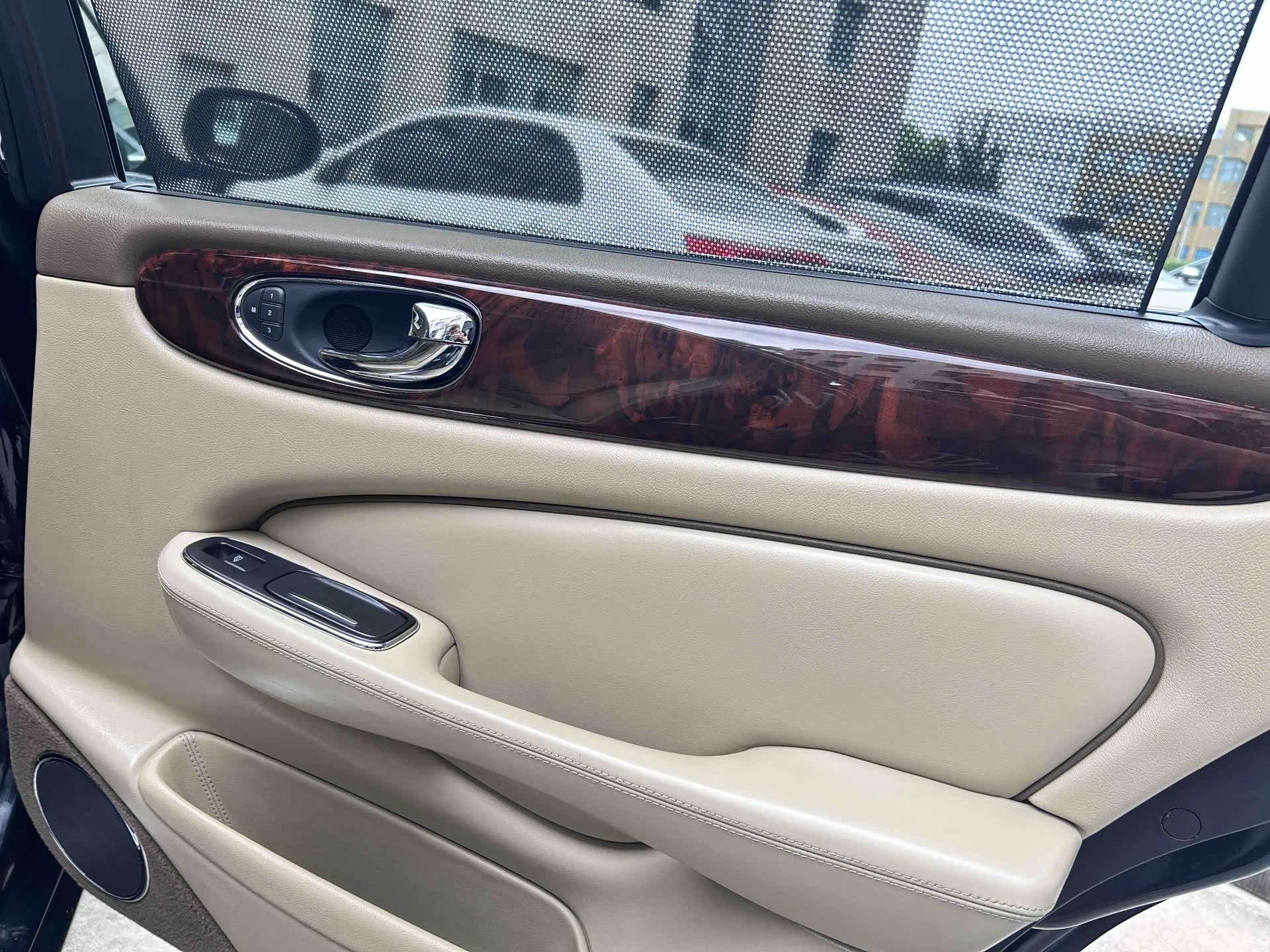 Jaguar XJ, 2006 18