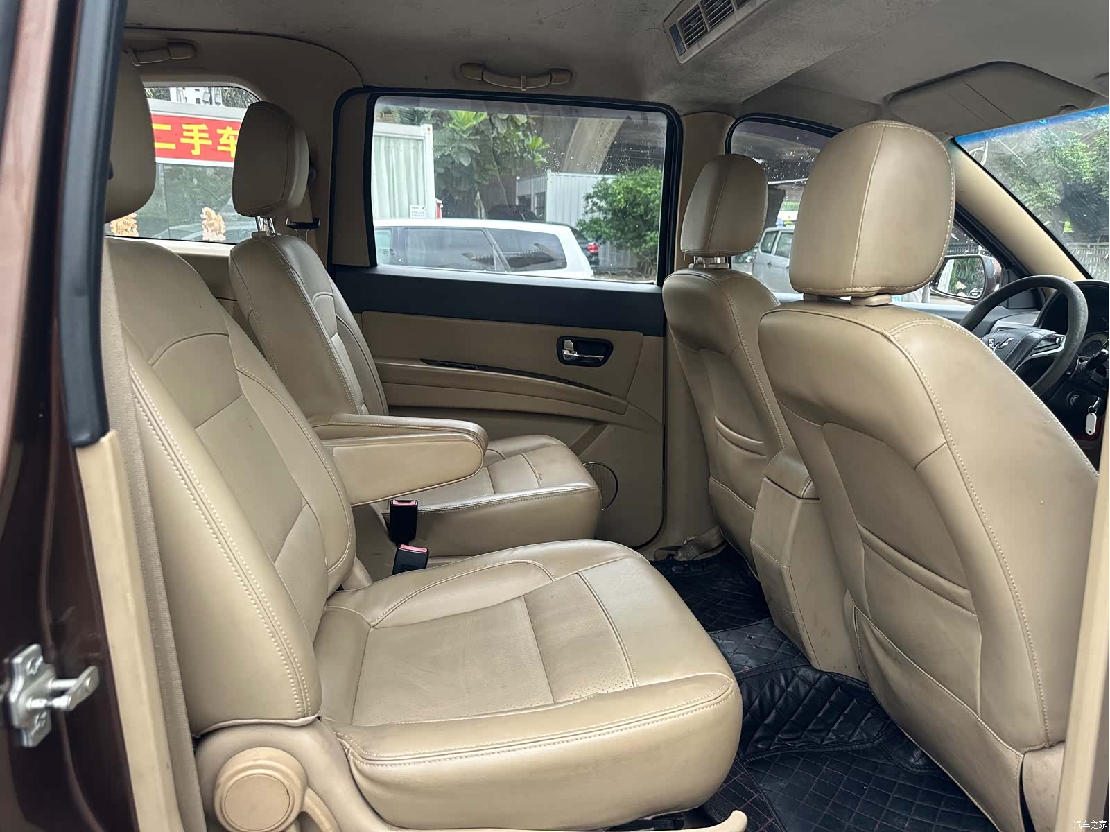 Wuling Hongguang, 2014 15