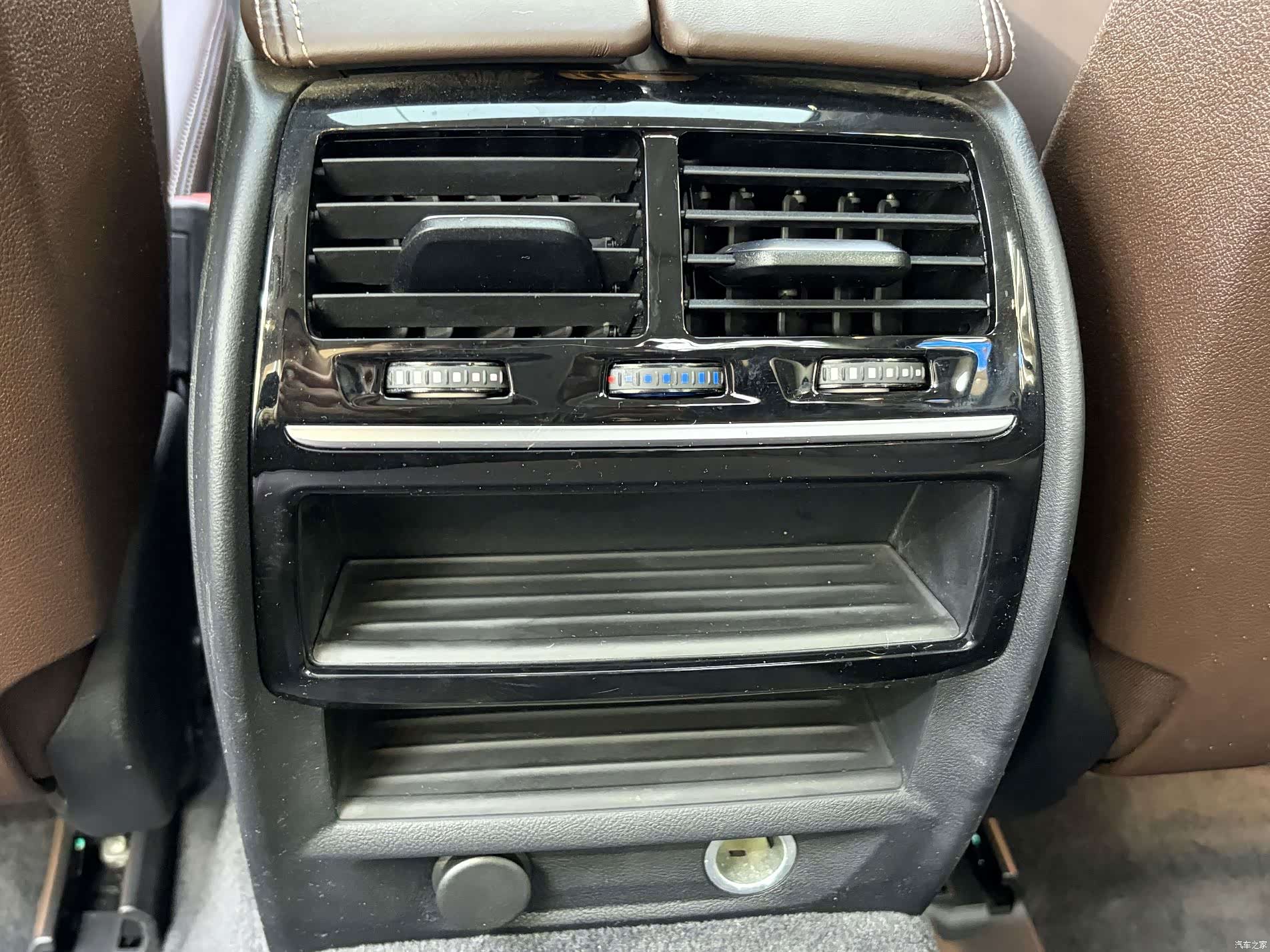 BMW 5 Series, 2018 11