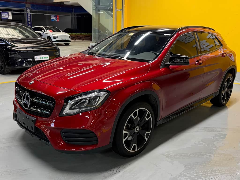 Mercedes-Benz GLA