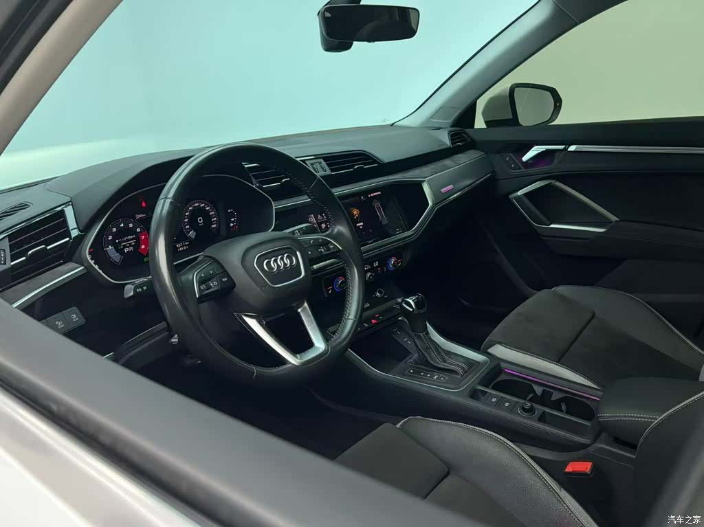 Audi Q3, 2022 8