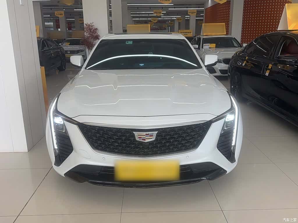 Cadillac CT5, 2024 все фото
