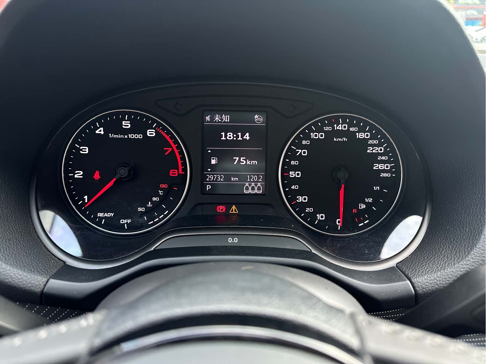 Audi Q2L, 2022 9