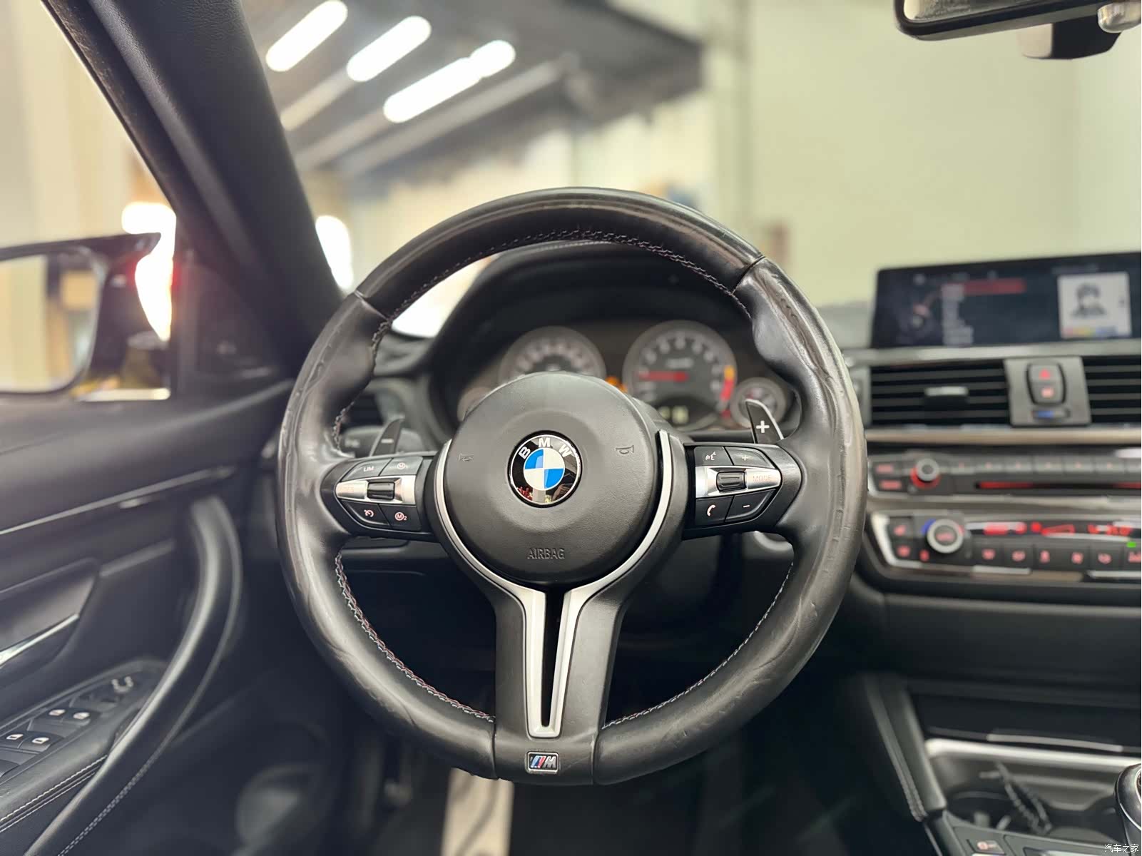 BMW M4, 2015 23