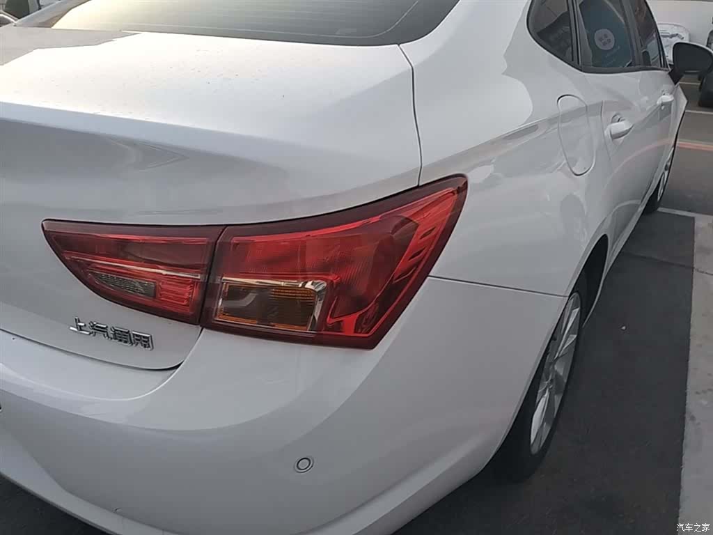 Buick Verano, 2018 8