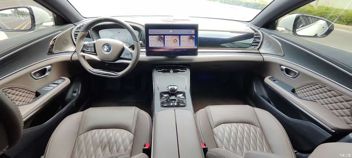 BYD Han, 2022 8