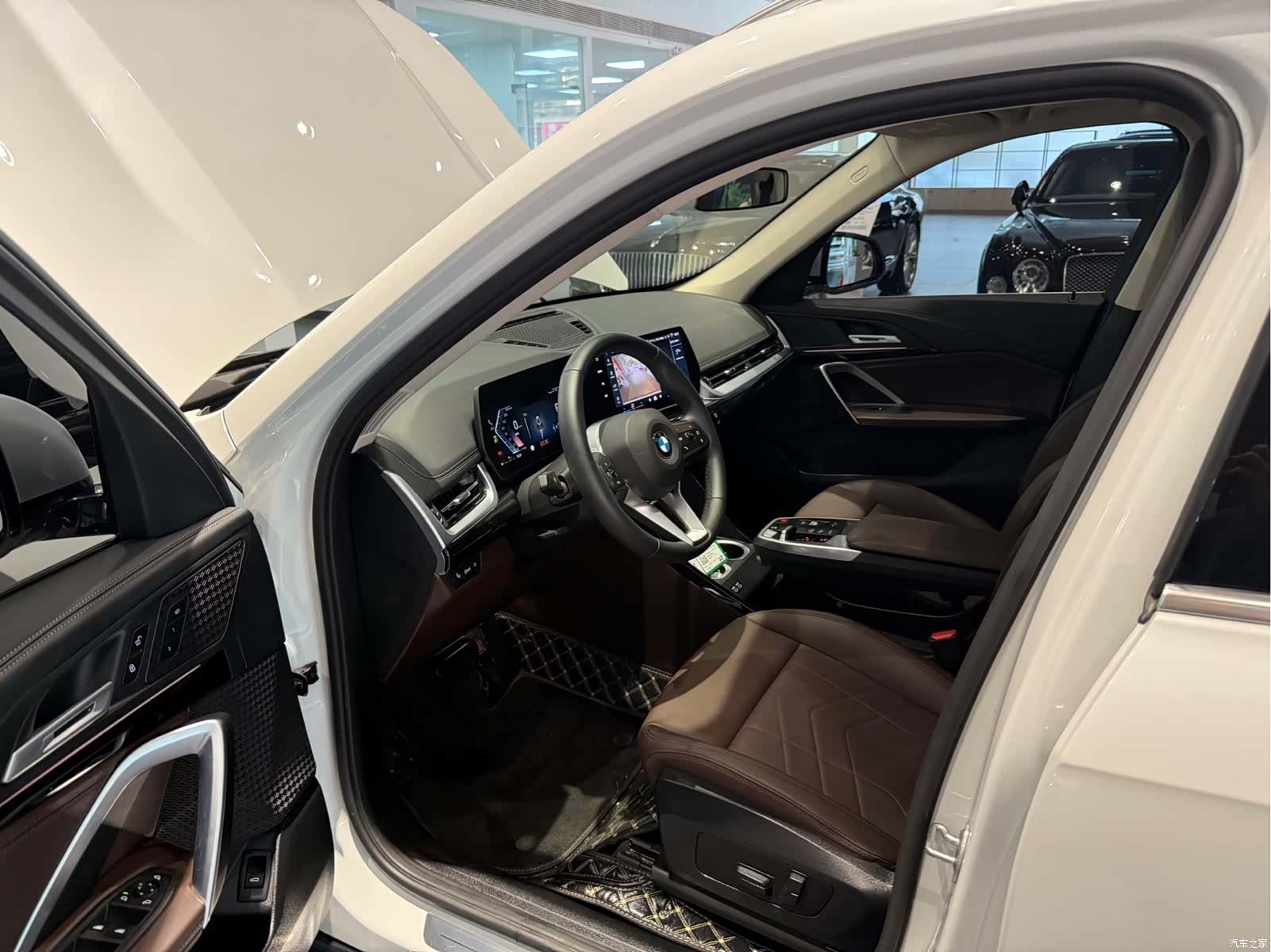 BMW X1, 2023 7