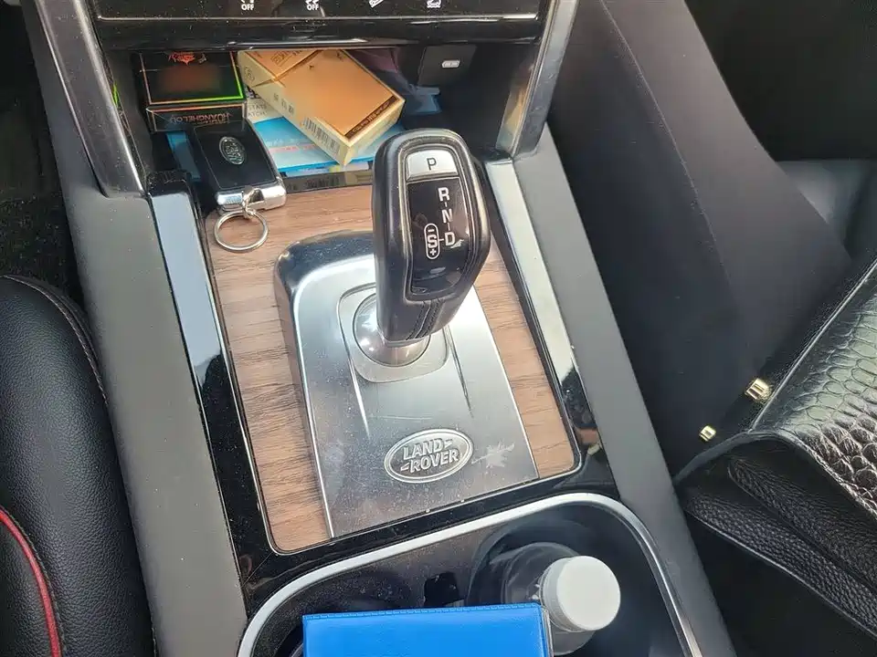 Land Rover Discover sports