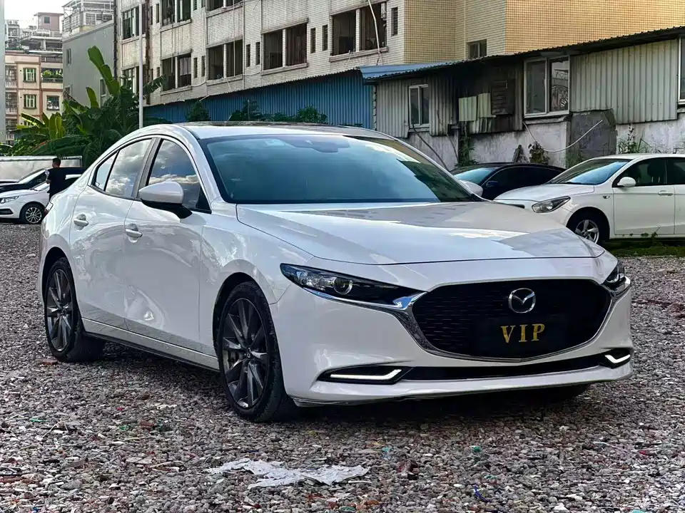 Mazda 3 Angkesaila