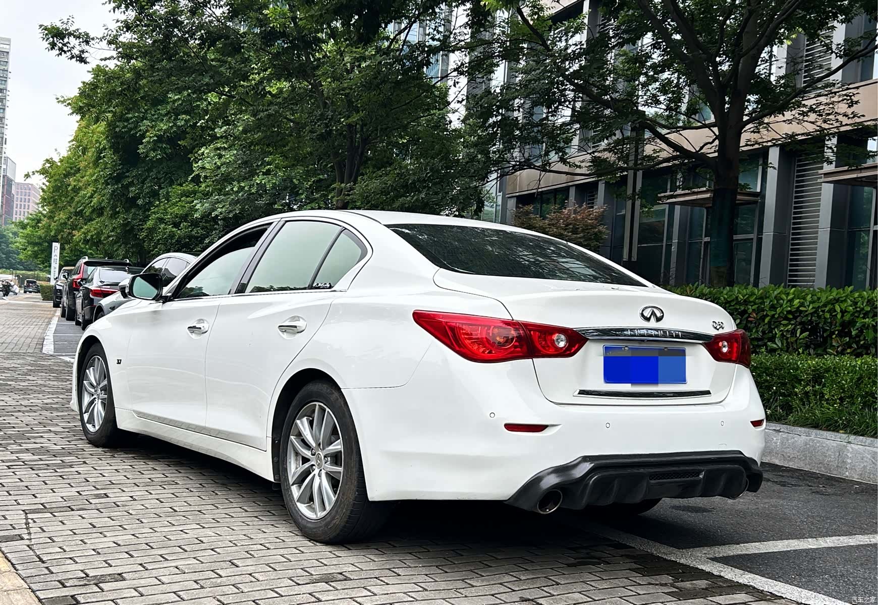 Infiniti Q50, 2015 6