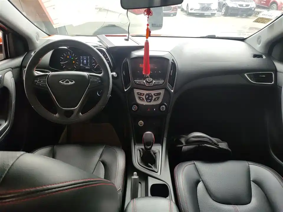 Chery Arrizo 5
