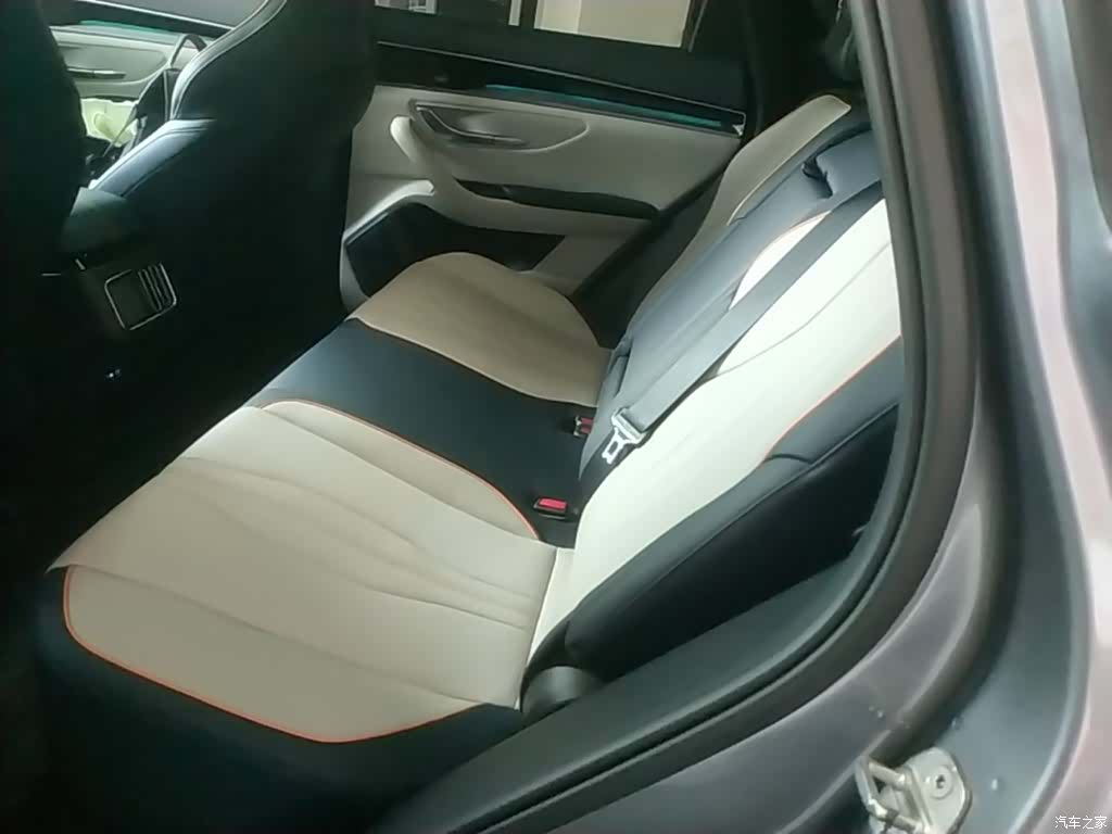 BYD Song, 2022 17