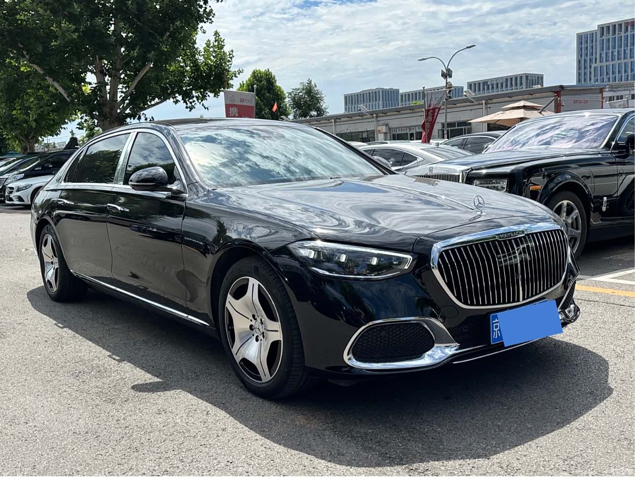 Maybach S-Class, 2023 3