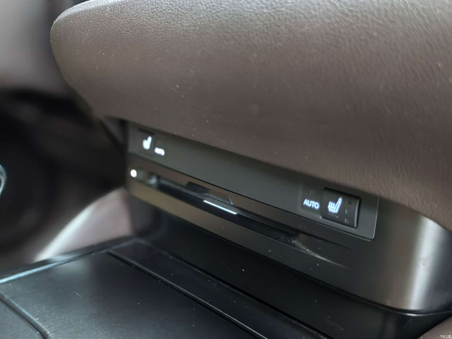 Lexus ES, 2020 25