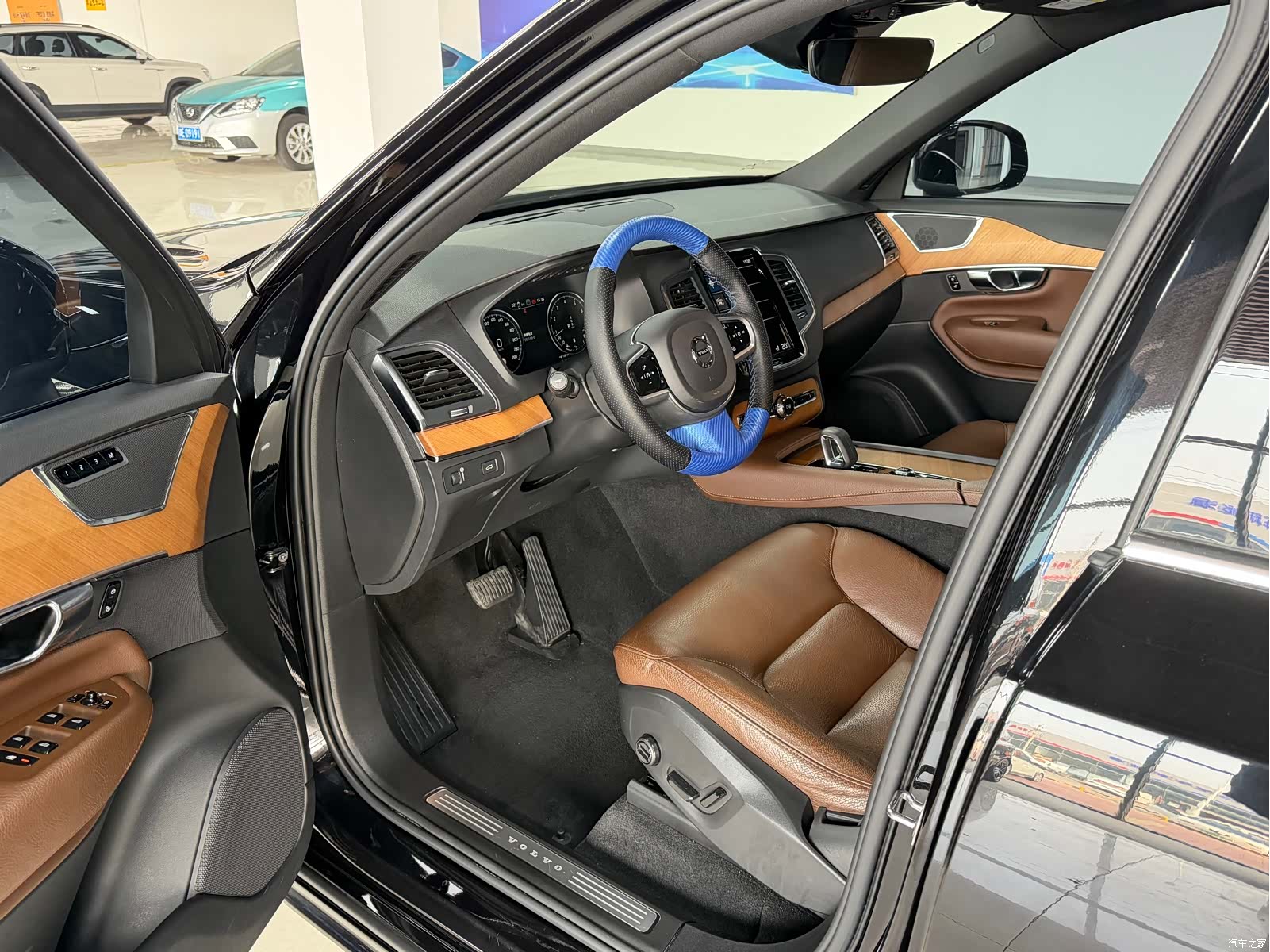 Volvo XC90, 2021 все фото