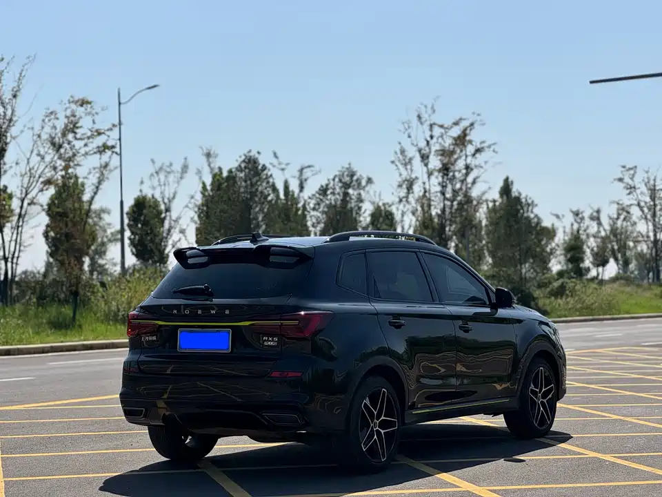 Roewe RX5