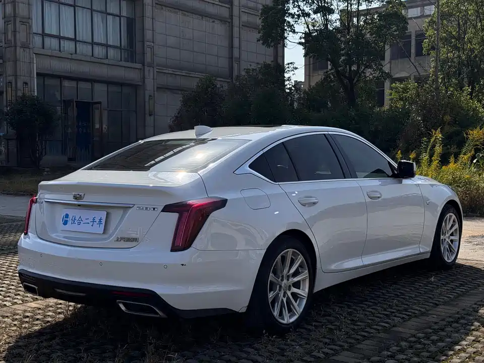 Cadillac CT5