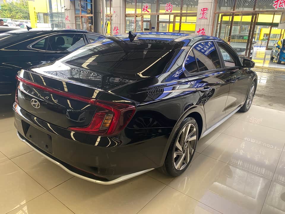 Hyundai Name picture