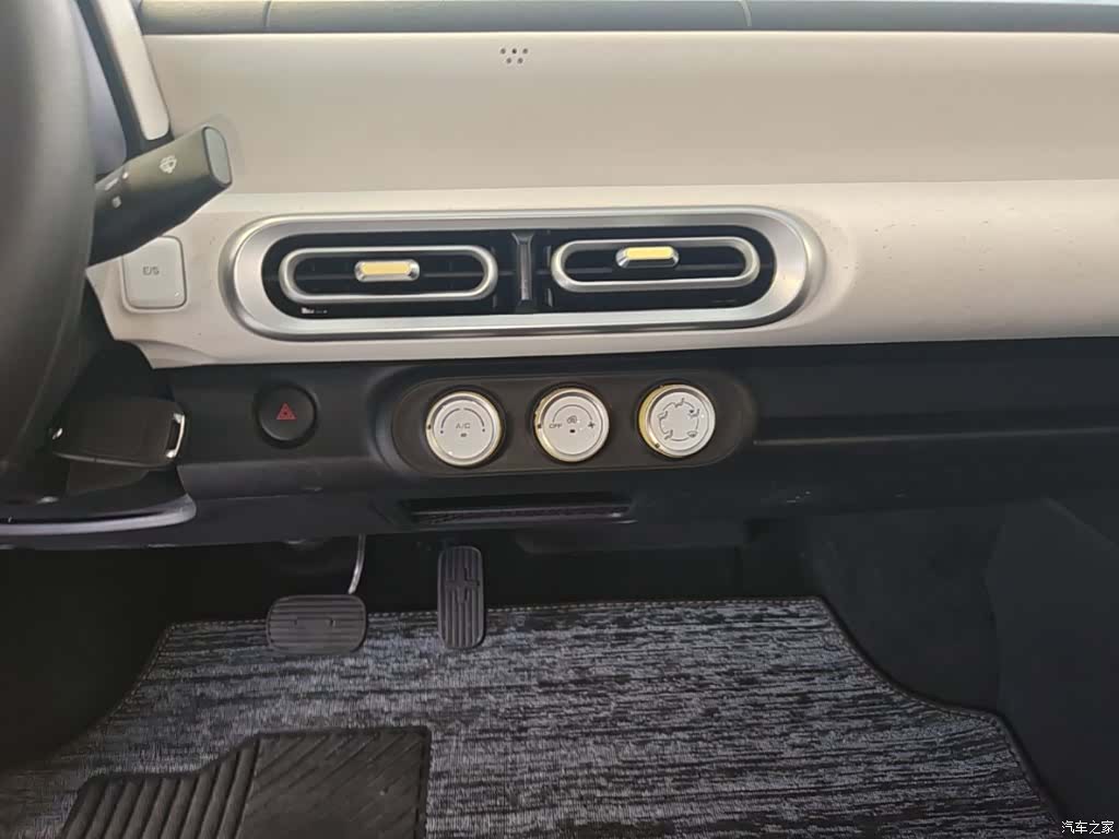 Wuling MINIEV, 2025 13