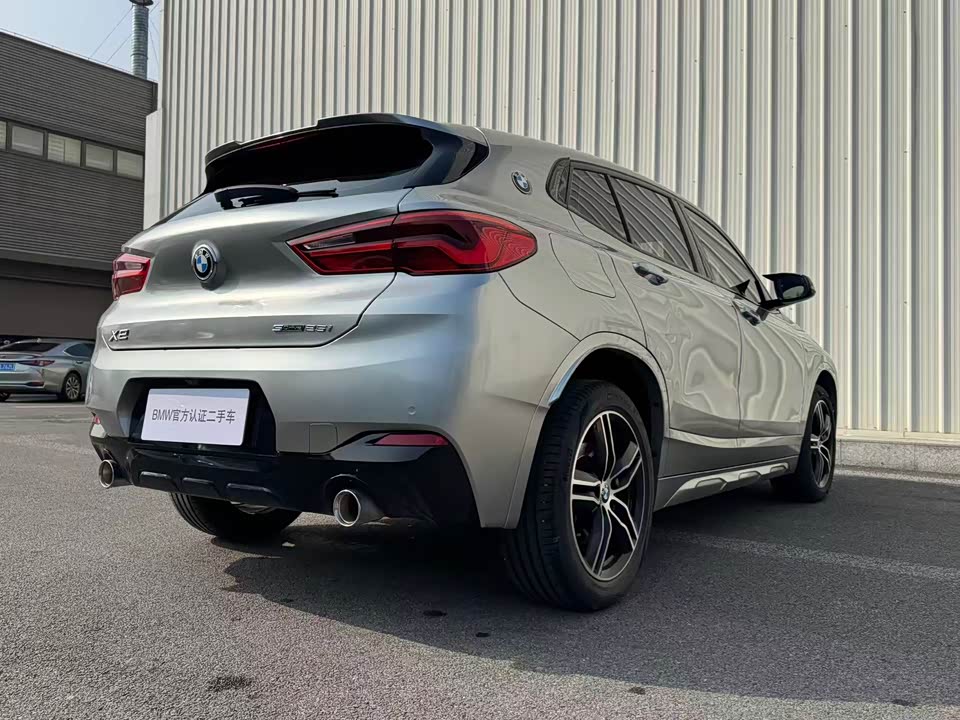 BMW X2