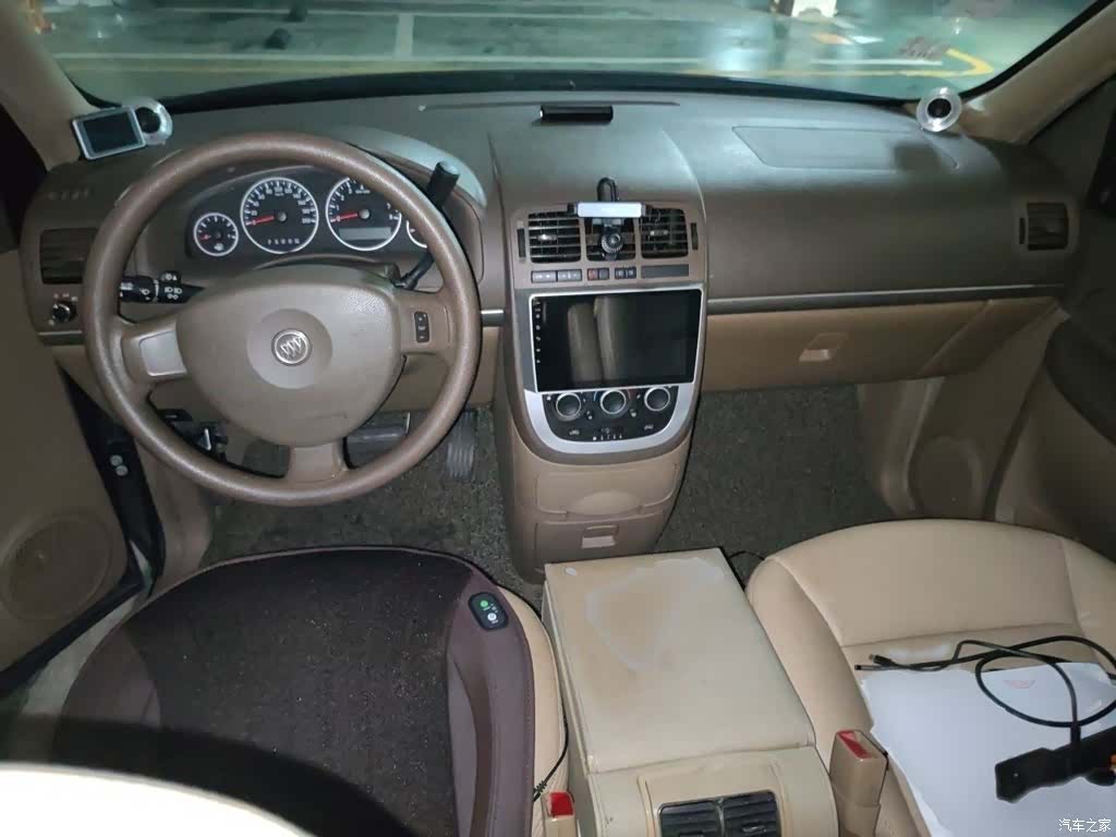 Buick GL8, 2015 13