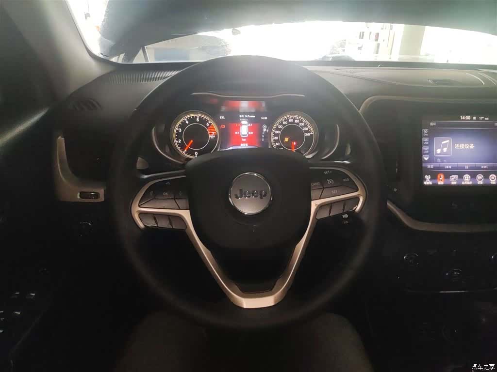 Jeep Cherokee, 2017 8