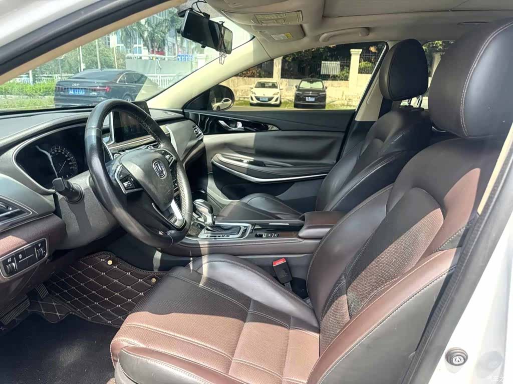 Changan CC, 2019 4