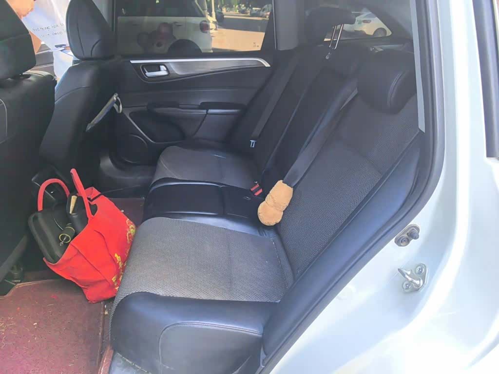 Honda Jade, 2019 14