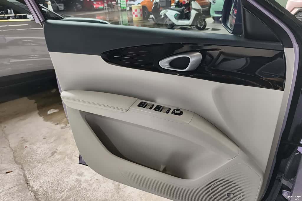Geely Xingyuan, 2025 7