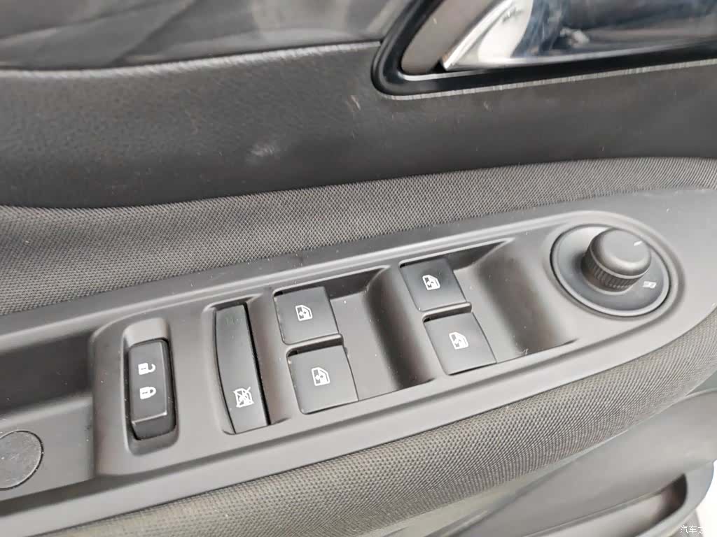 Buick Encore, 2017 9