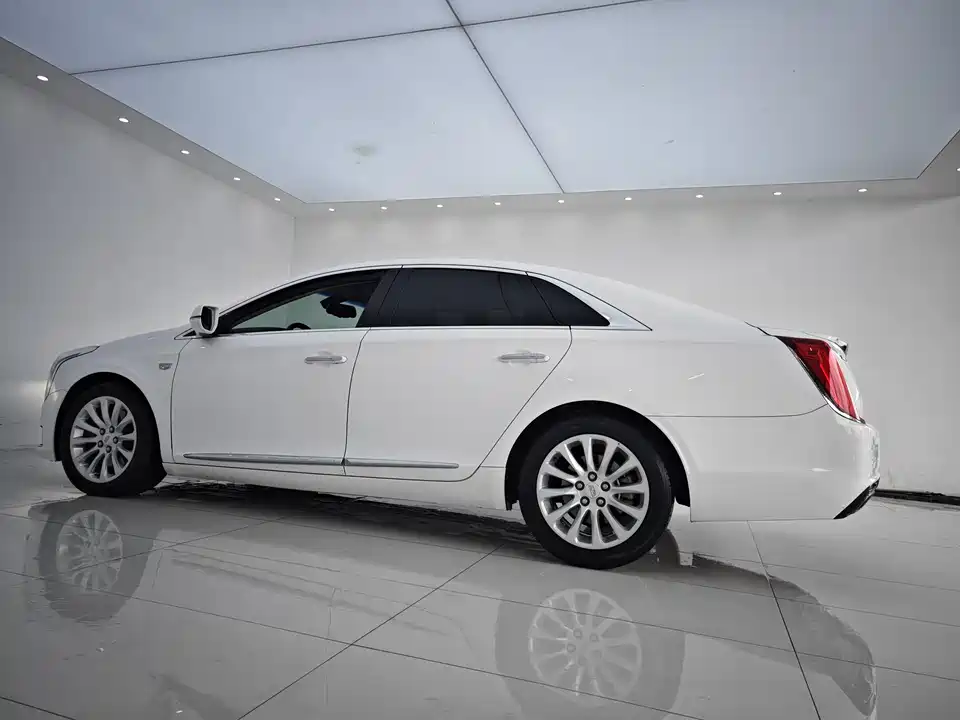 Cadillac XTS