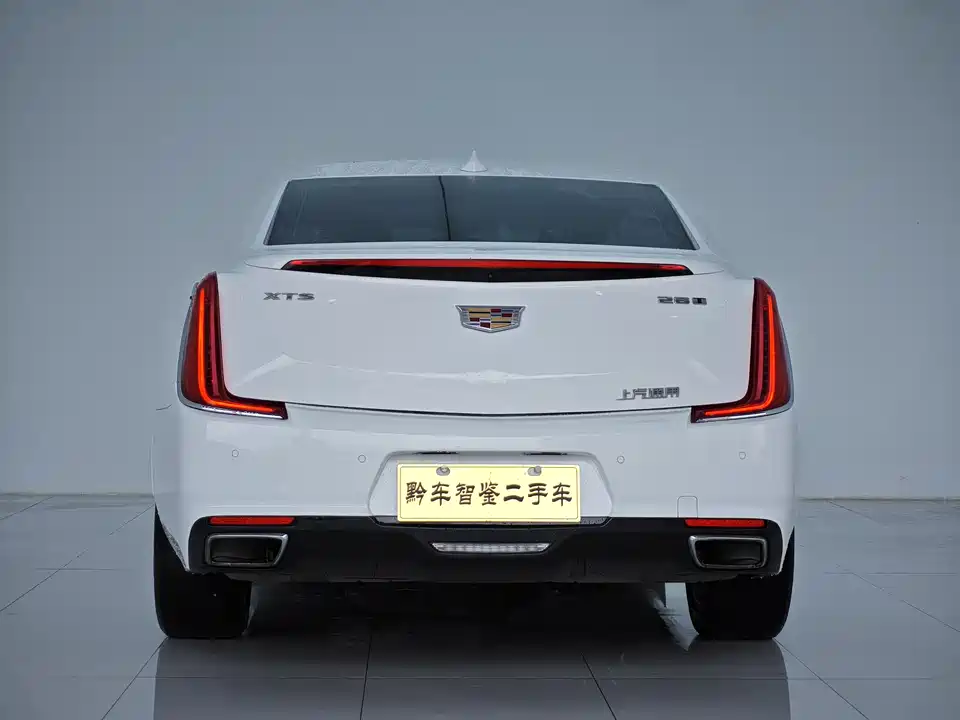 Cadillac XTS