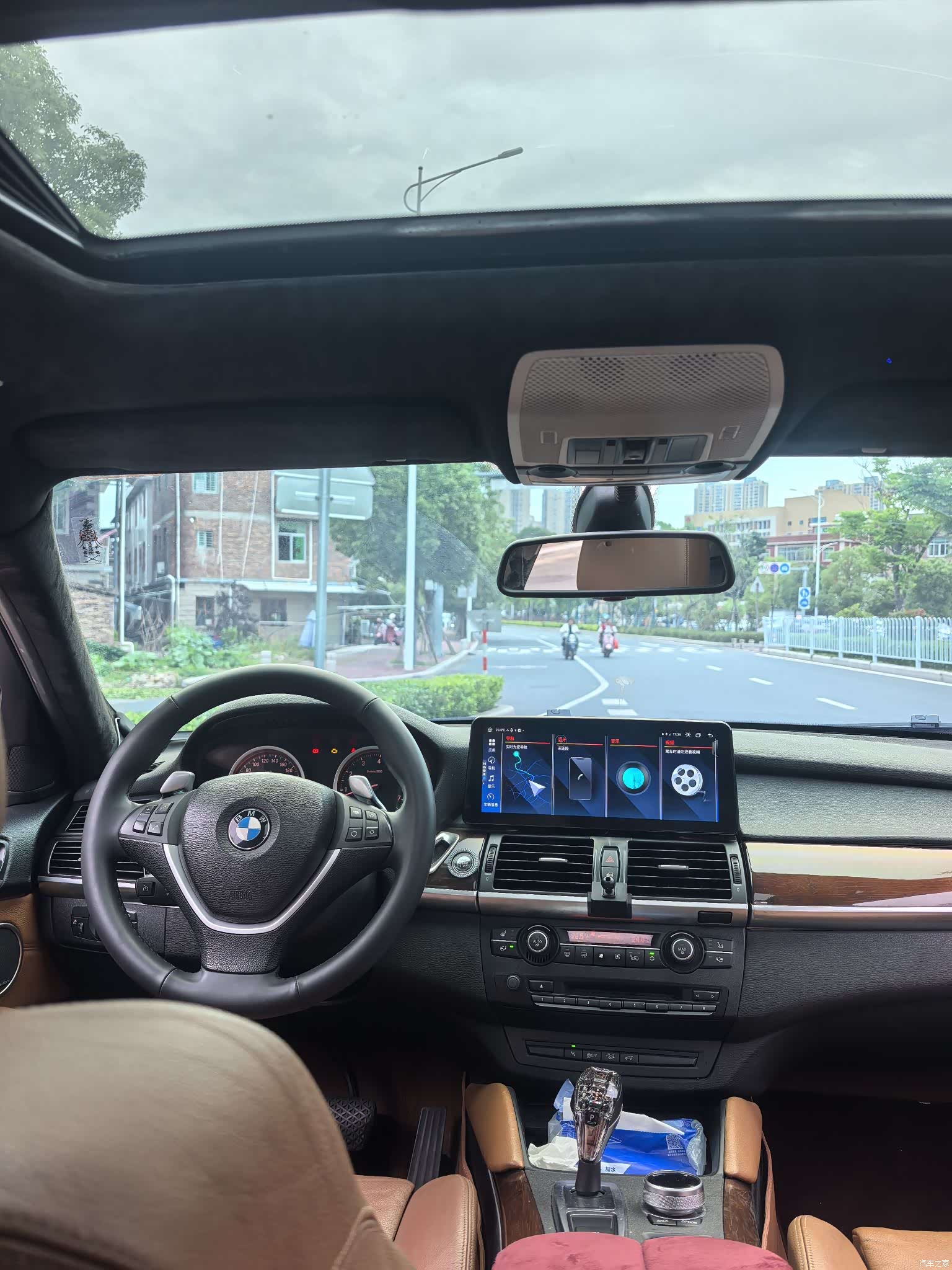 BMW X6, 2010 16